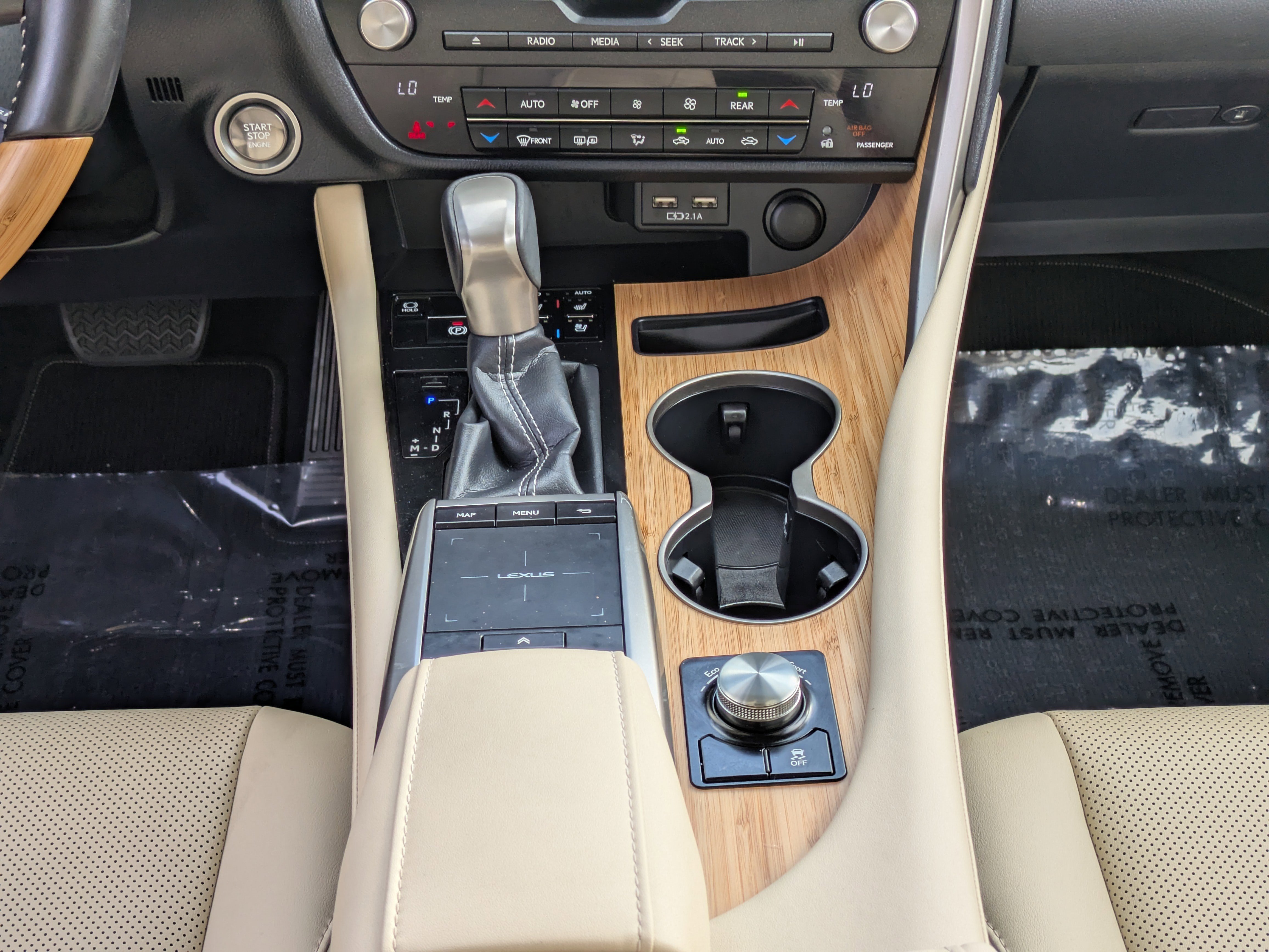 Used 2021 Lexus RX 350L RX 350L w/ Premium Package image 21