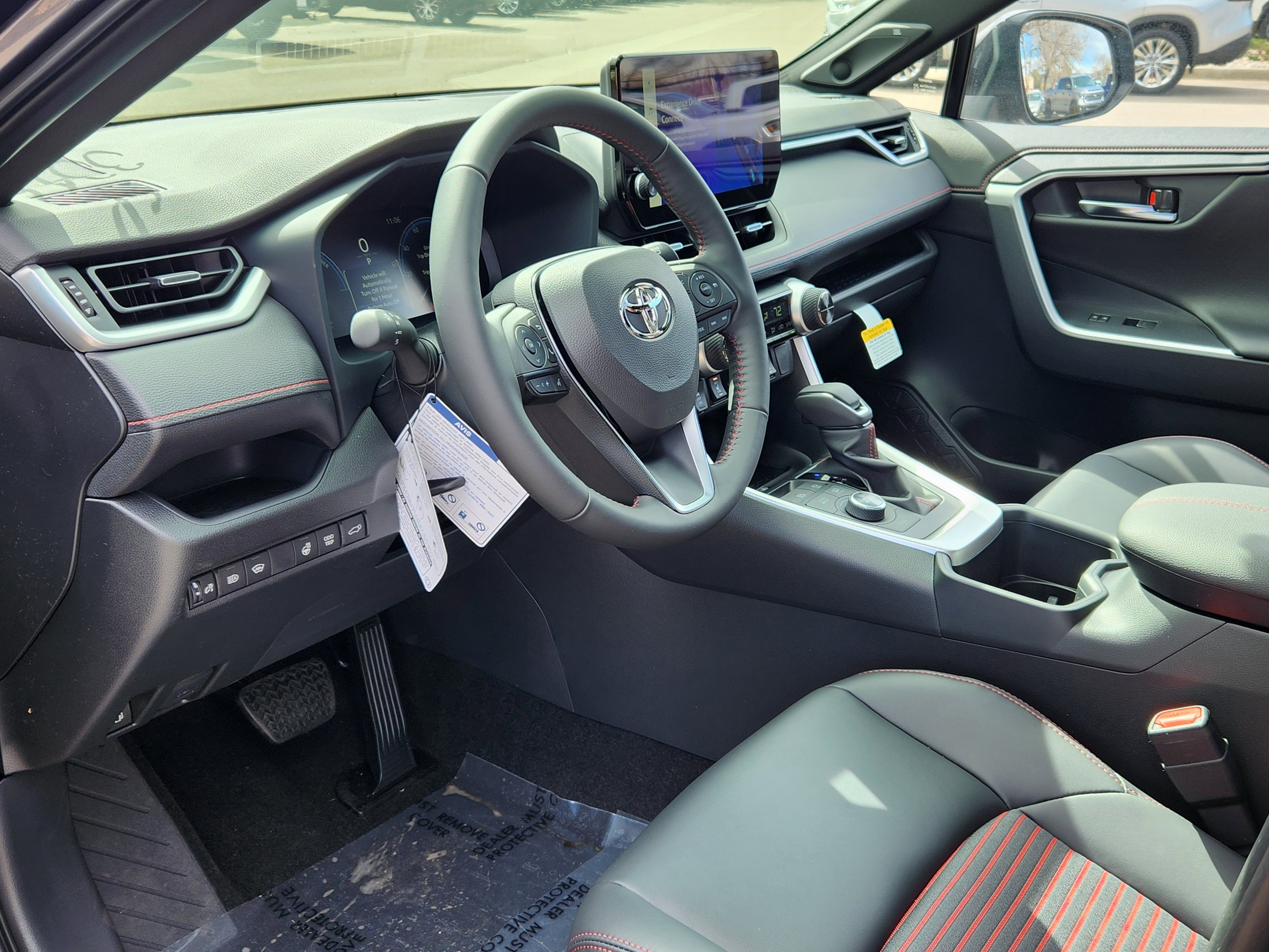 New 2025 Toyota RAV4 XSE w/ Weather Package AWD/4WD image 7