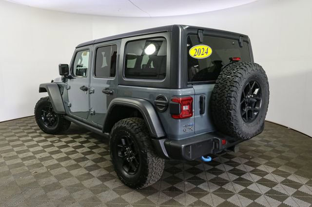 Used 2024 Jeep Wrangler Unlimited AWD/4WD image 9