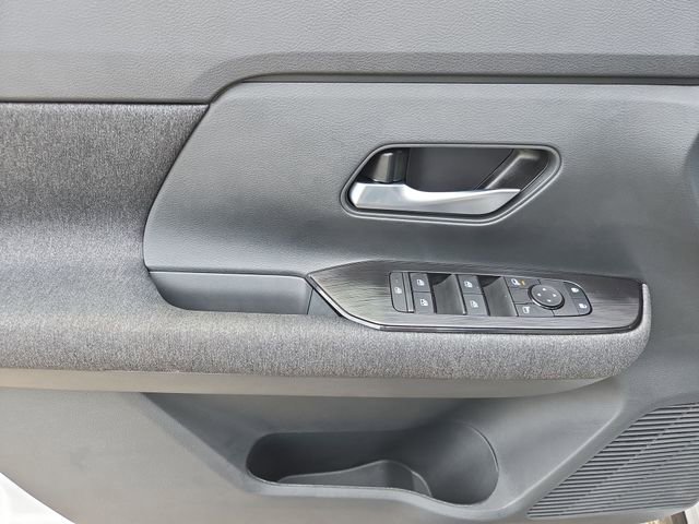 New 2026 Nissan Kicks SV w/ SV Premium Package image 13
