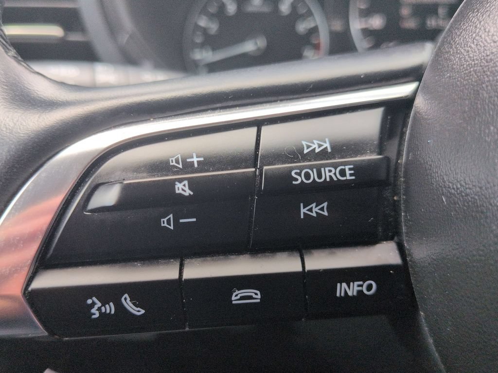 Used 2025 MAZDA MAZDA3 s FWD image 20