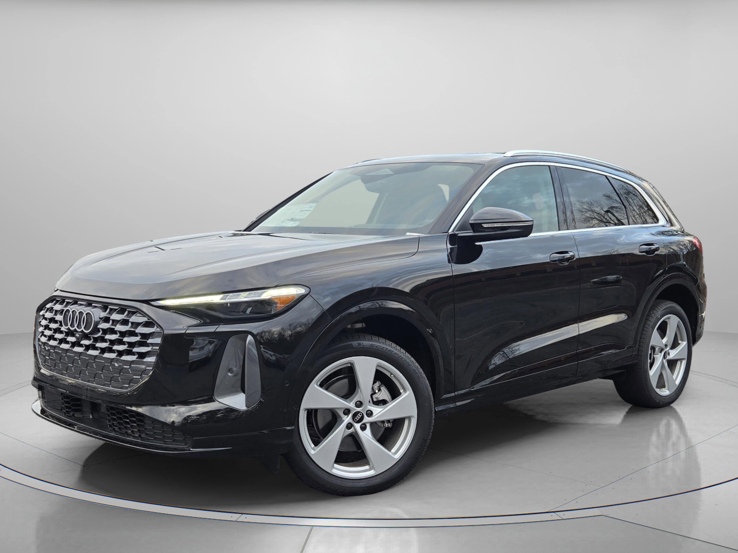 New 2025 Audi Q5 Prestige image 2