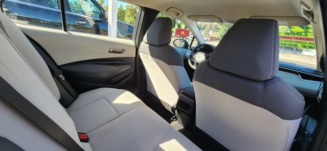 Used 2022 Toyota Corolla LE FWD image 11