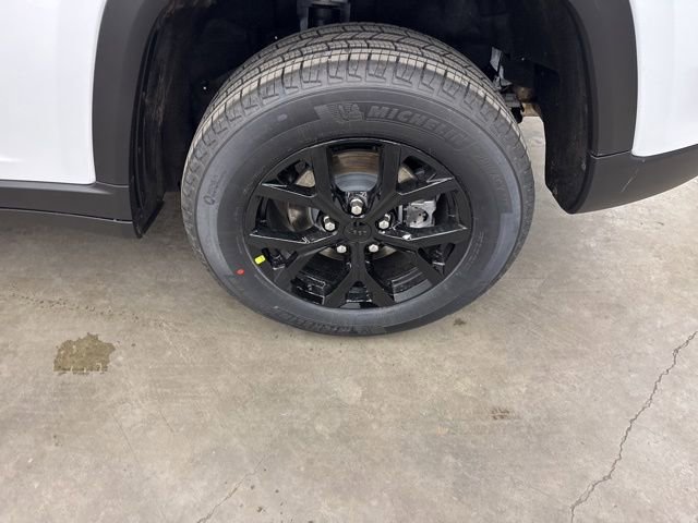 New 2026 Jeep Grand Cherokee Altitude image 20