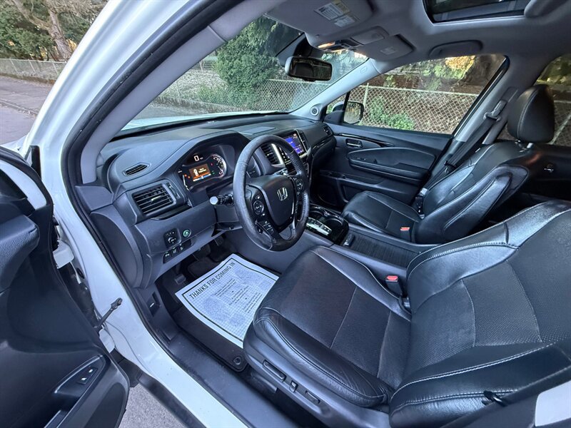 Used 2016 Honda Pilot Elite image 8