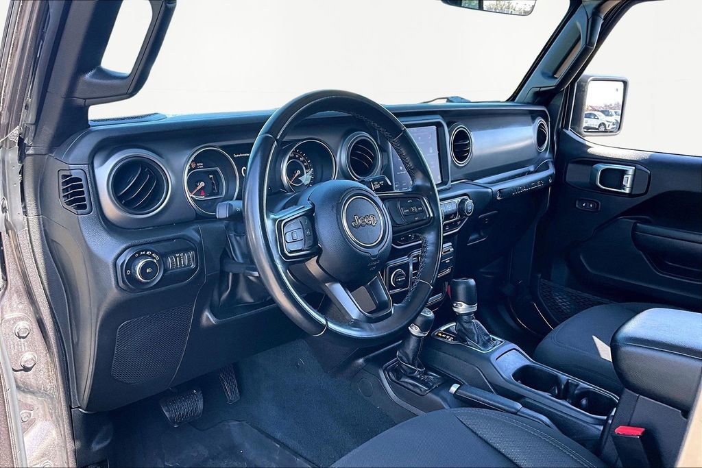 Used 2022 Jeep Wrangler Unlimited Sport image 14