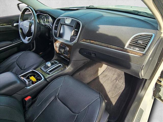 Used 2015 Chrysler 300 C w/ Harman/Kardon Audio Group image 20