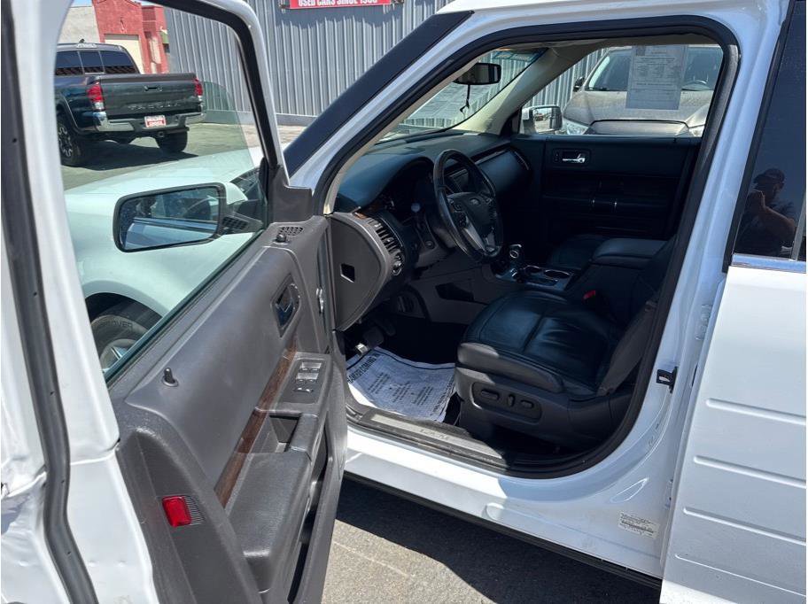 Used 2019 Ford Flex Limited FWD image 9