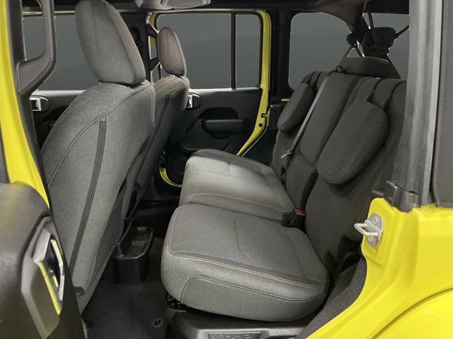 Used 2024 Jeep Wrangler Unlimited image 26