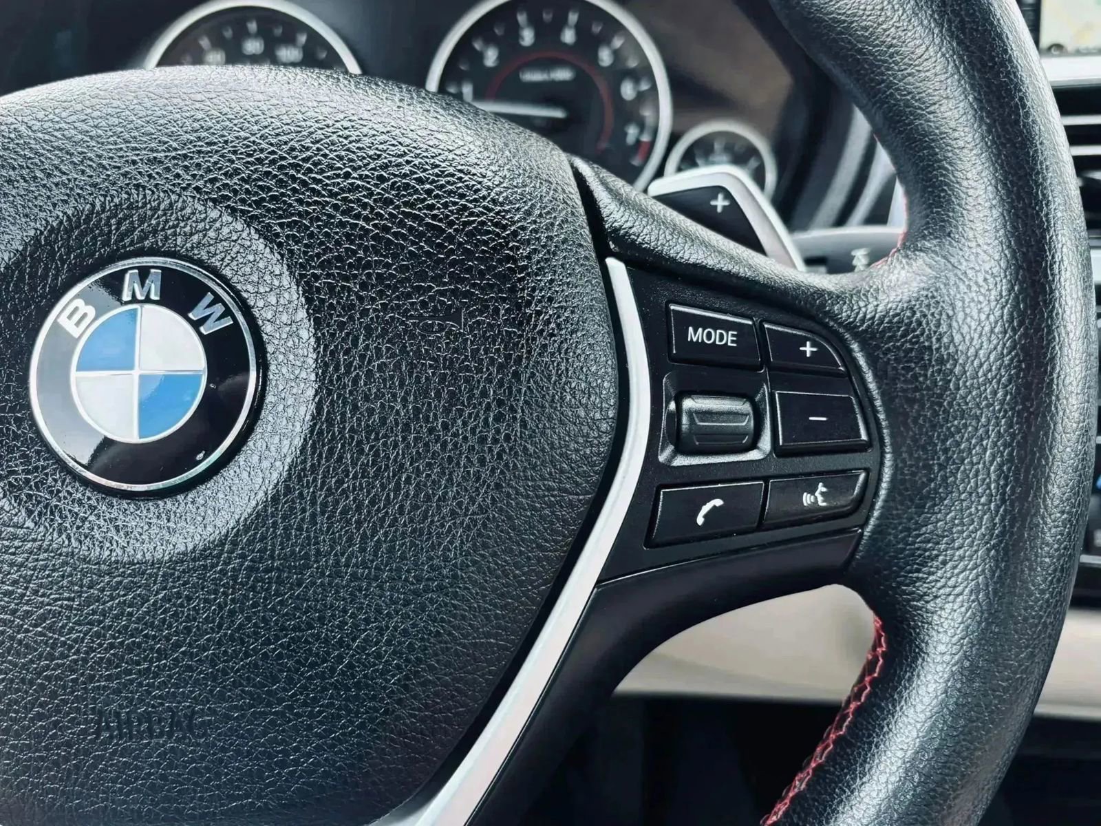 Used 2016 BMW 328i xDrive Sedan AWD/4WD image 27