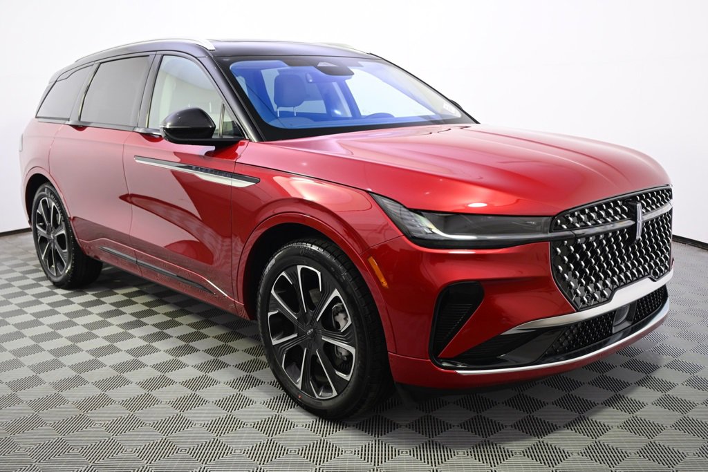 New 2026 Lincoln Nautilus Reserve image 8