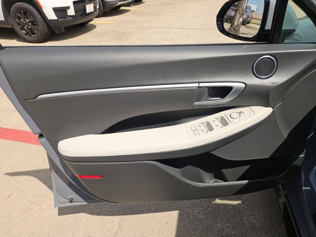 Used 2025 Hyundai Sonata SEL image 14