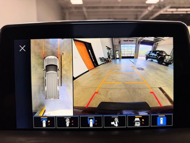 Used 2022 Chevrolet Tahoe LT w/ Luxury Package AWD/4WD image 45