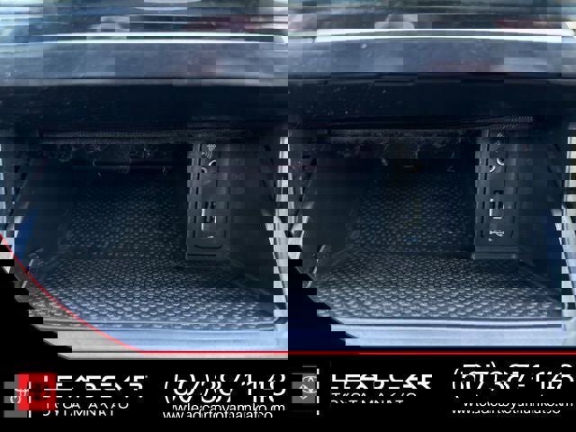 Used 2018 Volkswagen GTI SE image 30