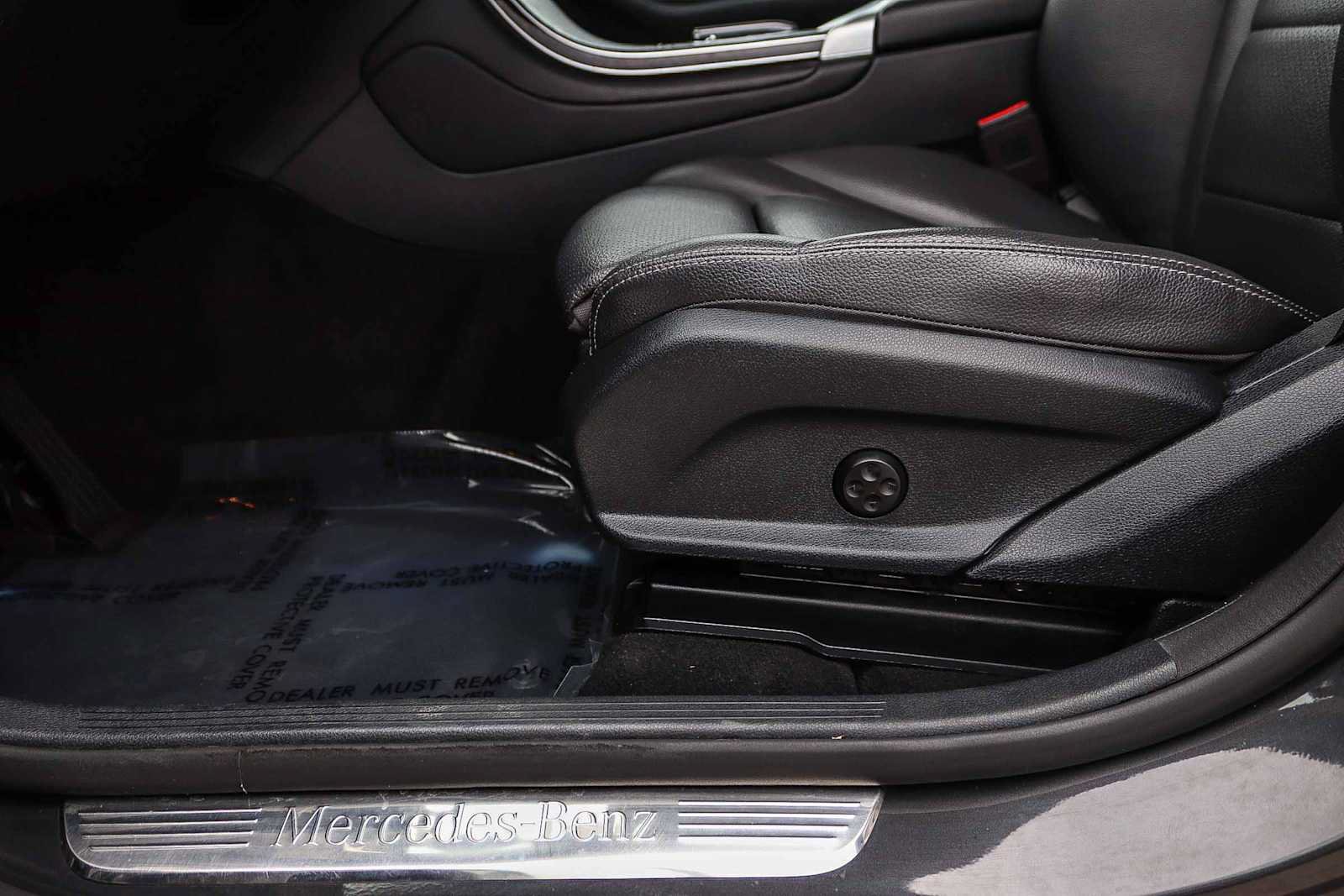 Used 2022 Mercedes-Benz GLC 300 image 20