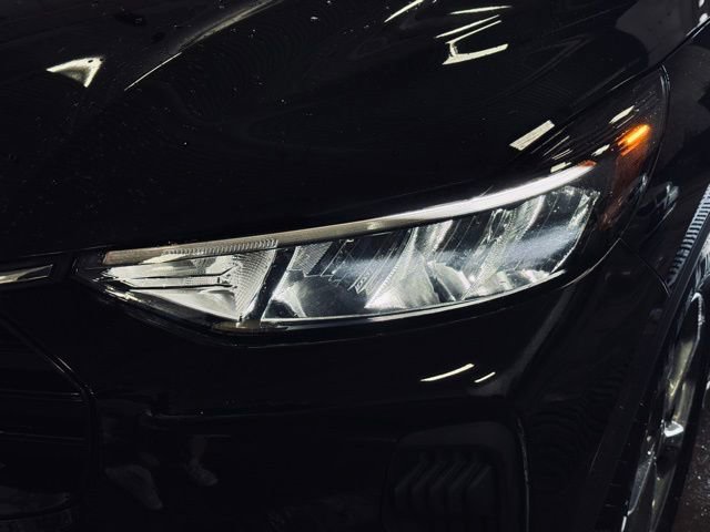 Used 2025 Ford Escape ST-Line video 2