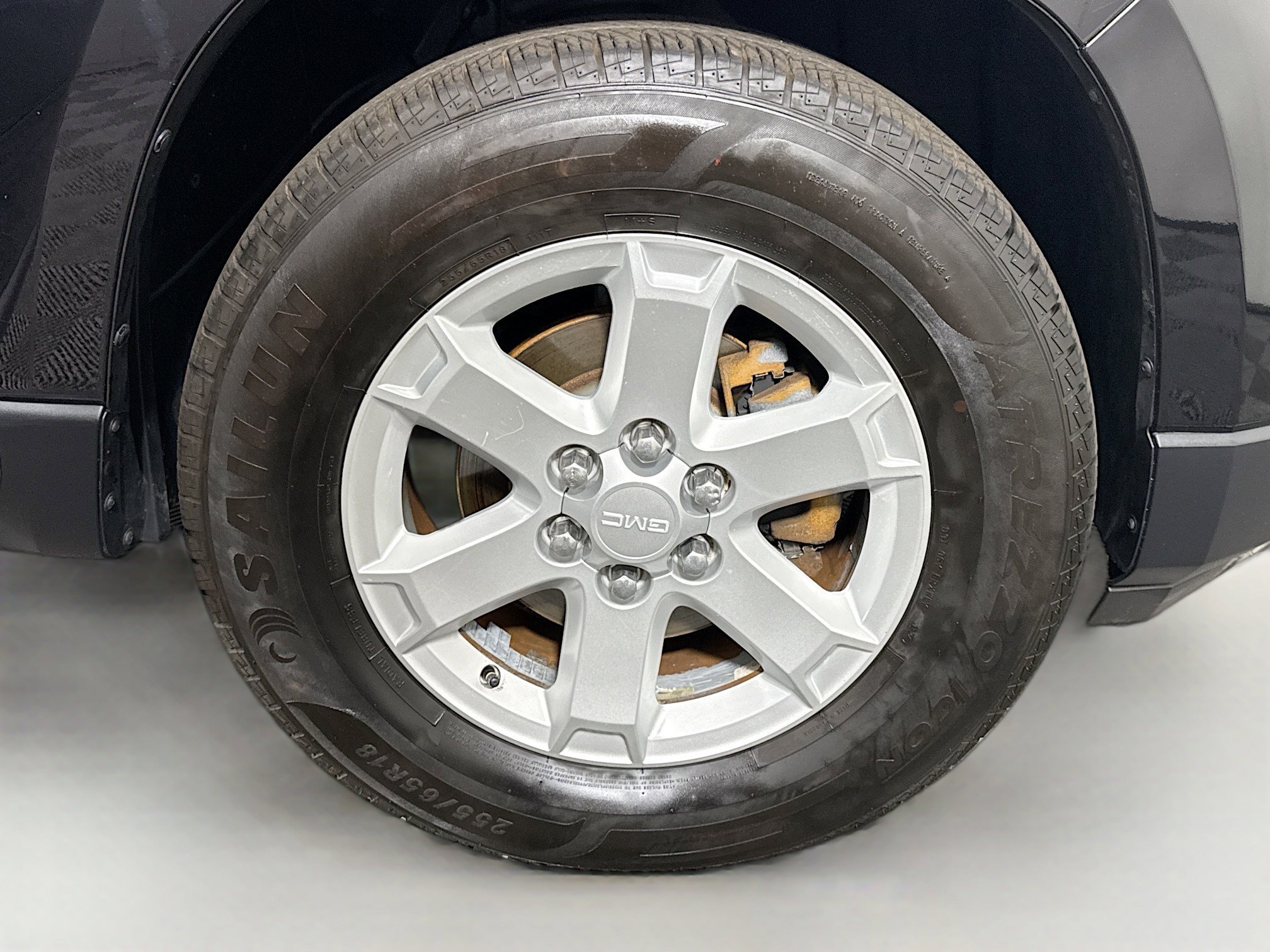 Used 2016 GMC Acadia SLE image 31