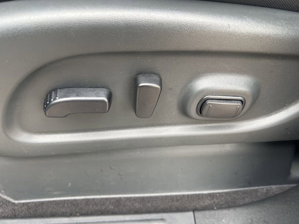 Certified 2024 Nissan Titan SV w/ SV Convenience Package image 50