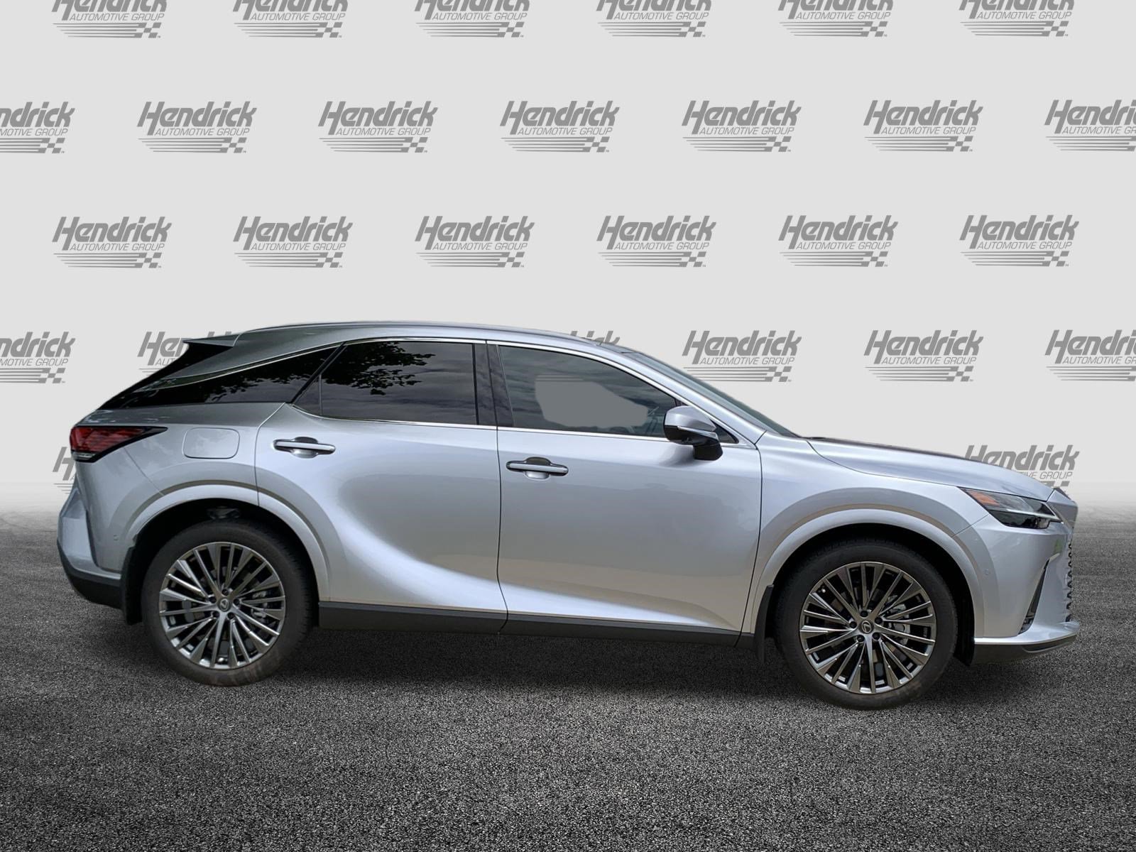 Used 2026 Lexus RX 450h AWD w/ Convenience Package image 11