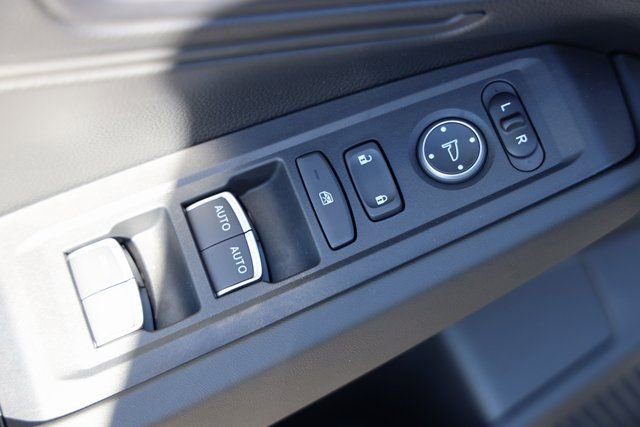 New 2025 Honda Accord LX image 16