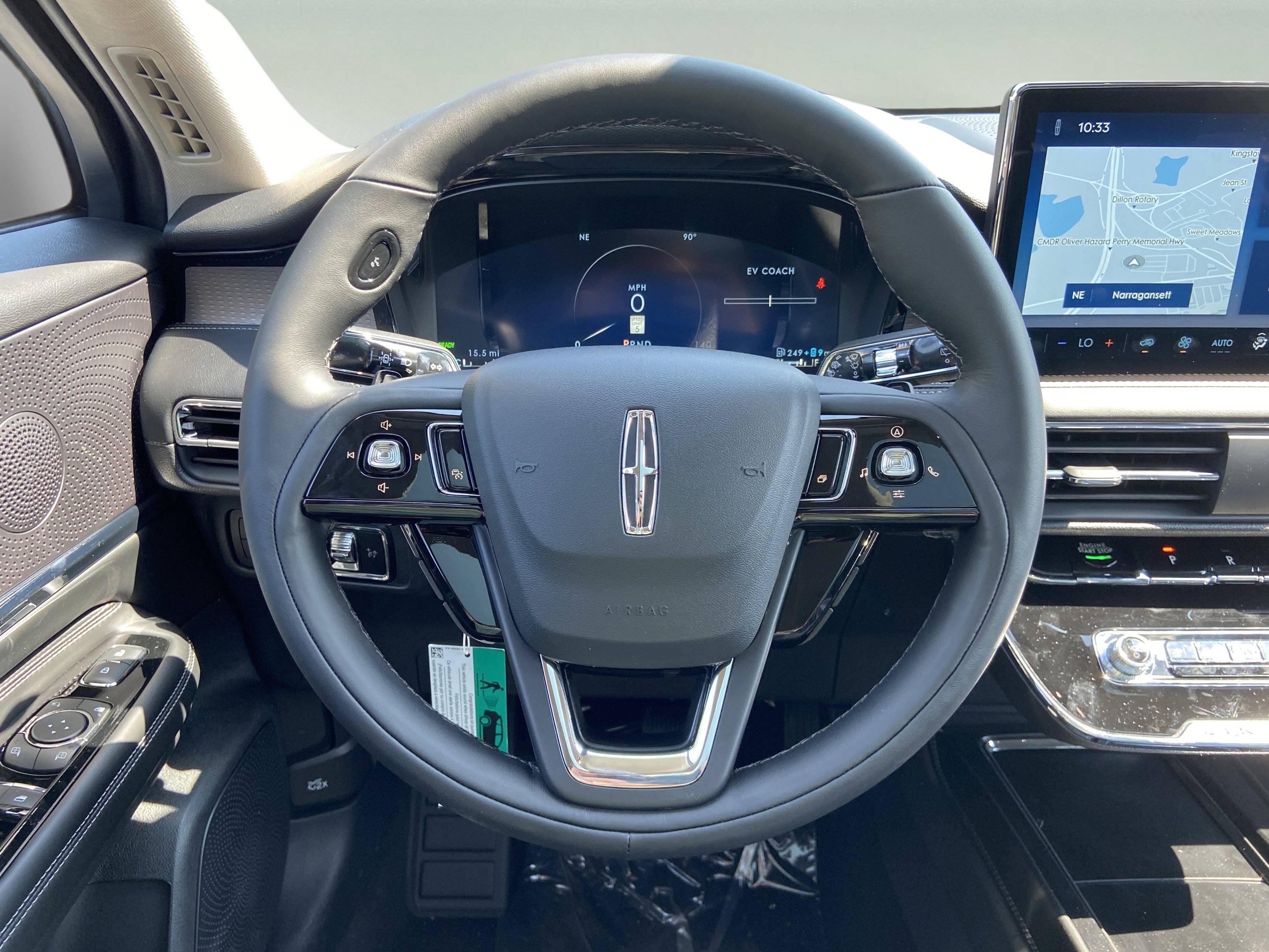 New 2025 Lincoln Corsair Grand Touring image 9