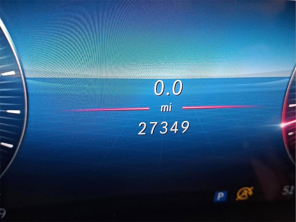 Used 2024 Mercedes-Benz GLE 350 4MATIC image 23