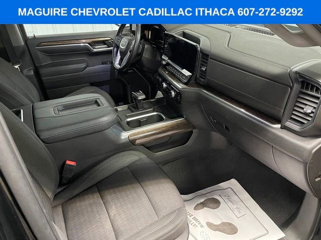 Used 2022 GMC Sierra 1500 Elevation w/ Preferred Package image 18