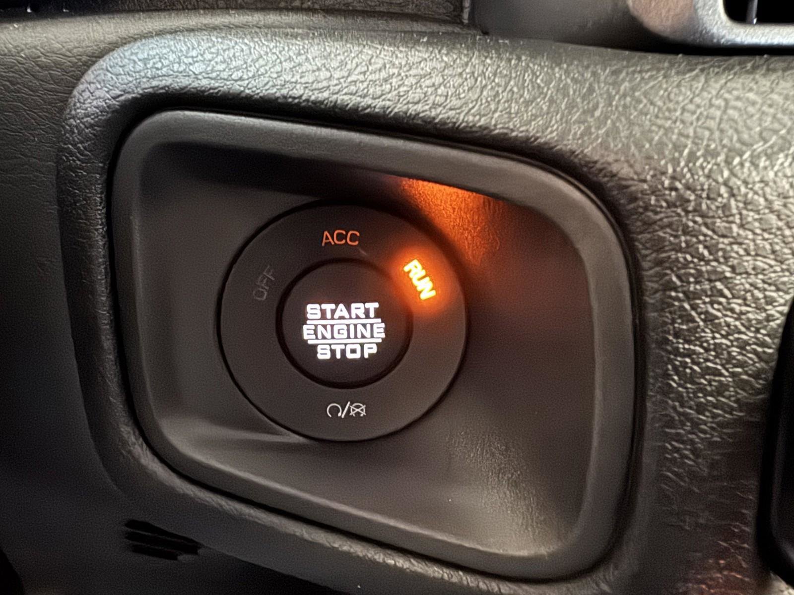 New 2026 Jeep Gladiator Sport image 15