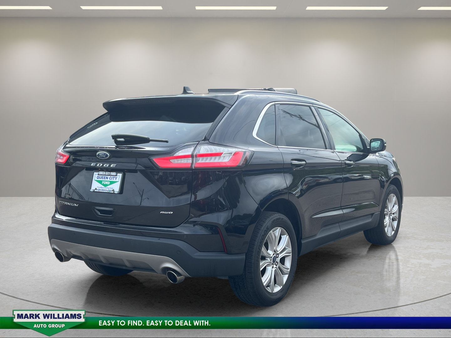 Used 2022 Ford Edge Titanium AWD/4WD image 7