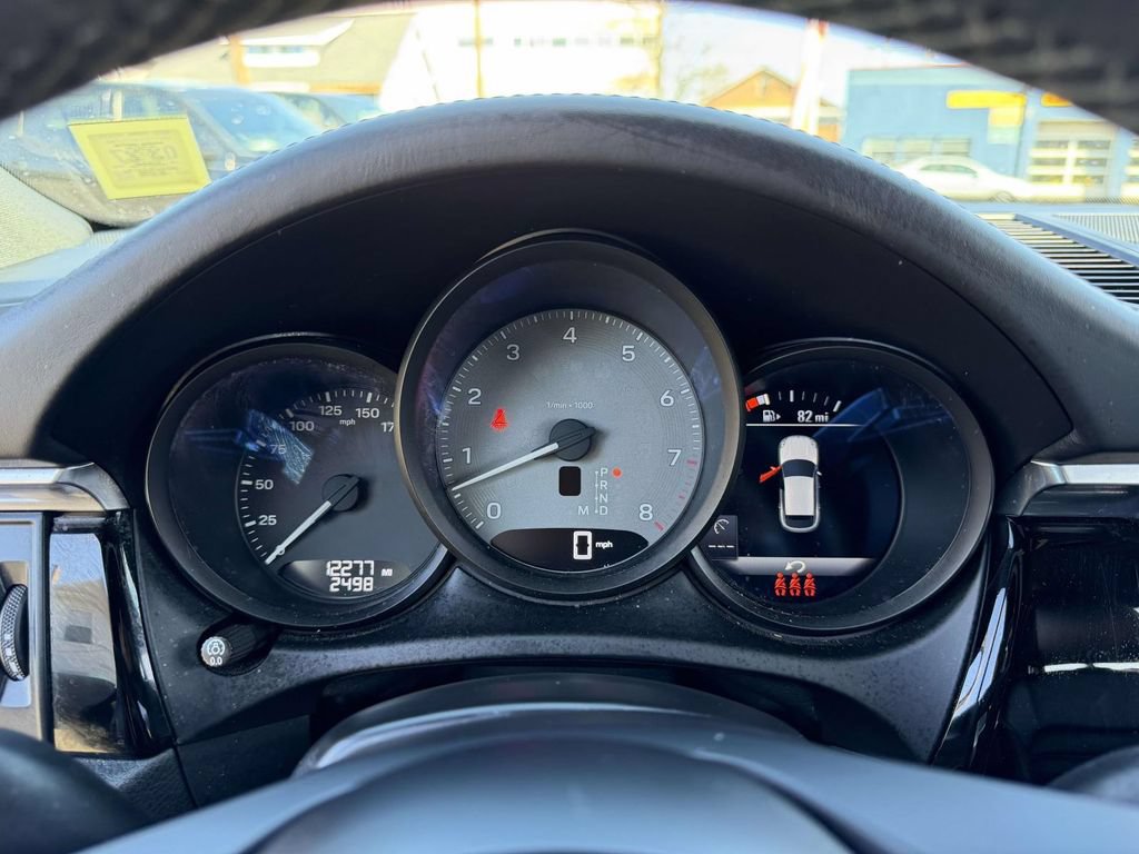 Used 2022 Porsche Macan S AWD/4WD image 28