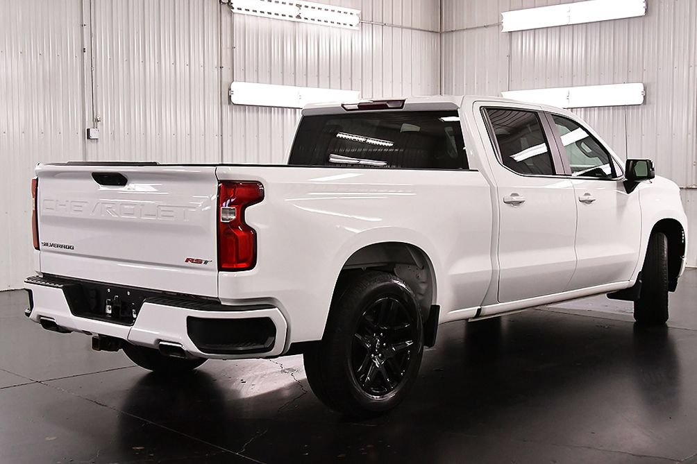 Used 2023 Chevrolet Silverado 1500 RST w/ Z71 Off-Road Package AWD/4WD image 7