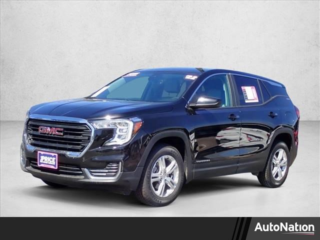 Used 2022 GMC Terrain SLE image 1