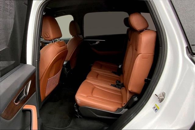 Used 2025 Audi Q7 2.0T Premium Plus w/ Premium Plus Package image 19