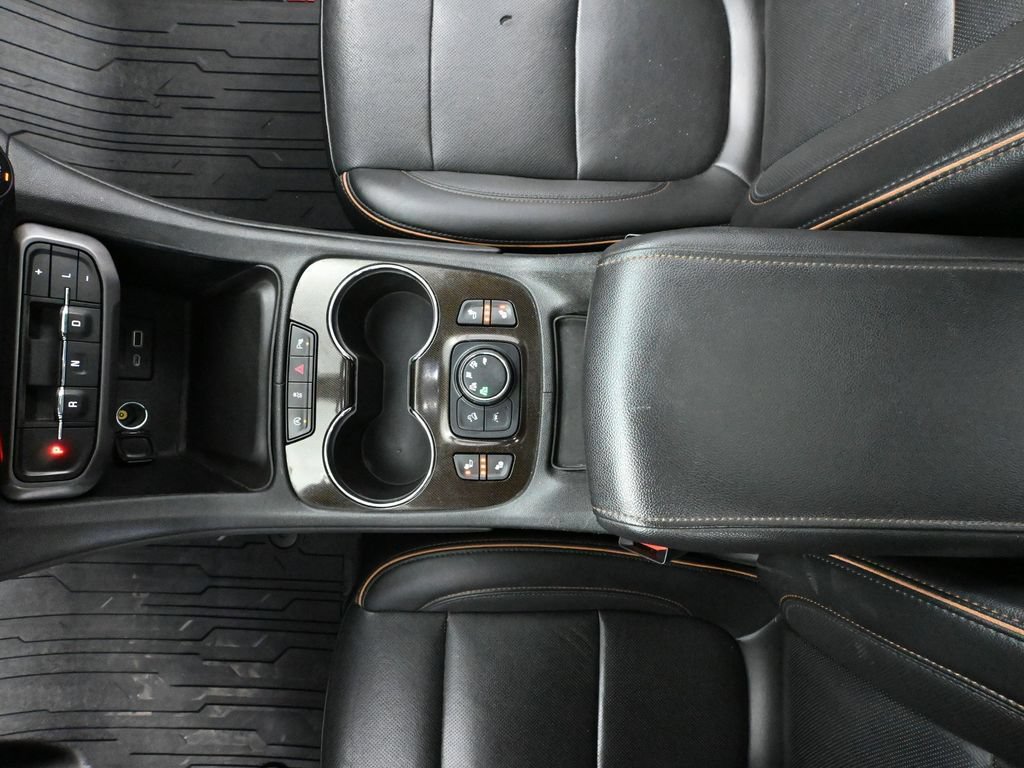Used 2021 GMC Acadia AT4 w/ Trailering Package AWD/4WD image 30