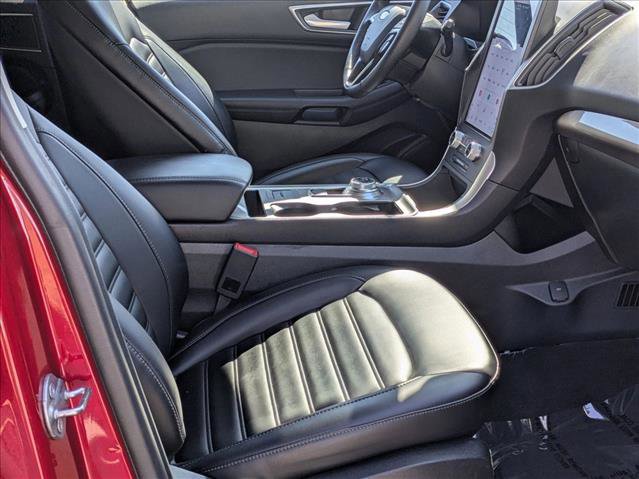 Used 2024 Ford Edge SEL image 18