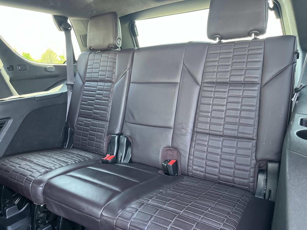 Used 2022 Cadillac Escalade Premium Luxury Platinum image 21