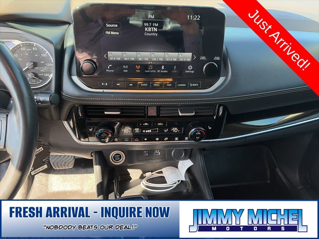 Used 2023 Nissan Rogue SL w/ SL Premium Package image 5