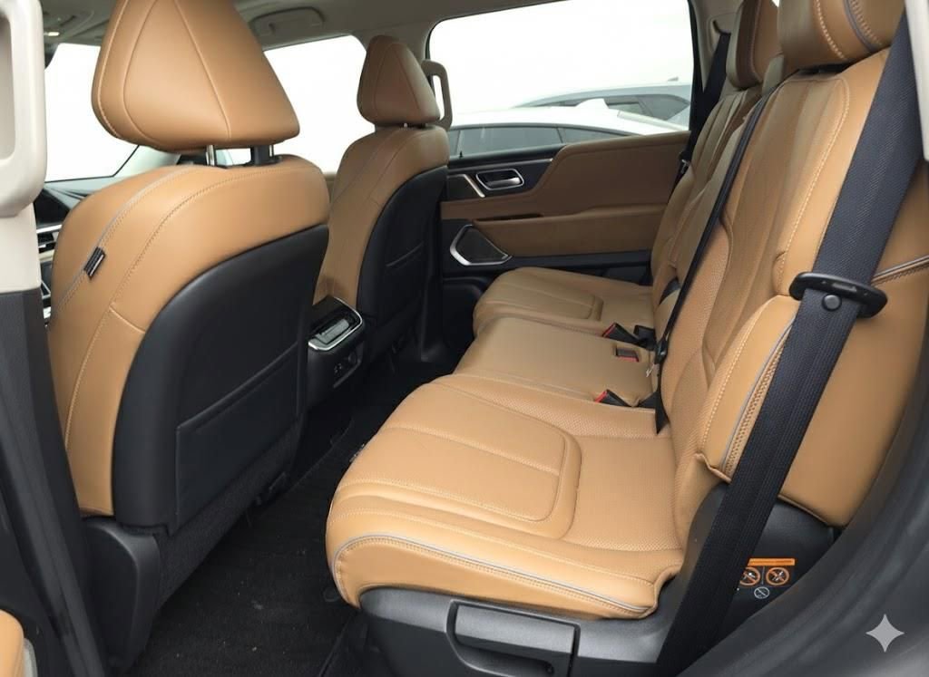 Used 2025 INFINITI QX80 Sensory image 19