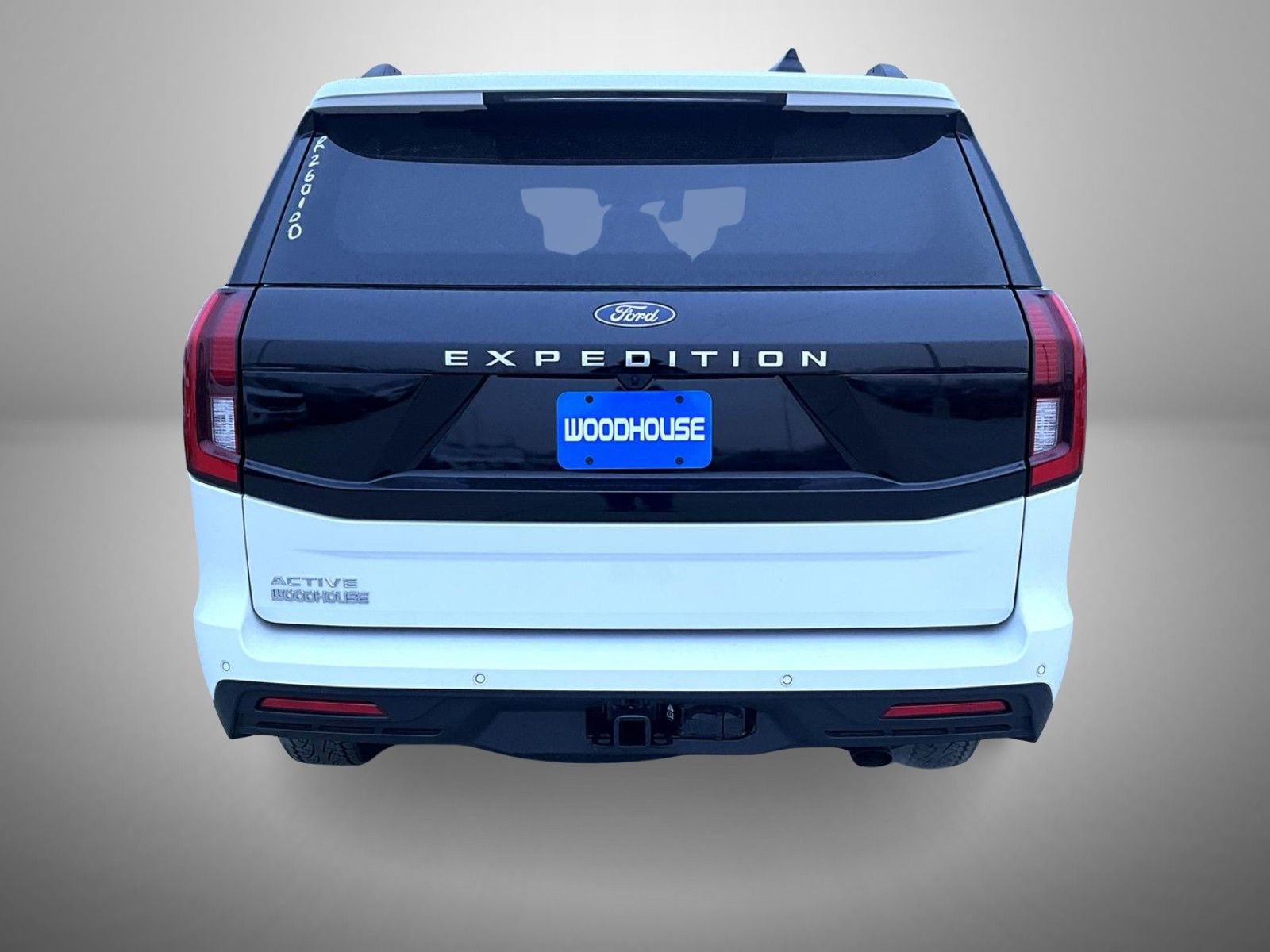 New 2026 Ford Expedition Active image 6