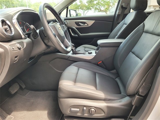 Used 2025 Chevrolet Blazer LT image 11