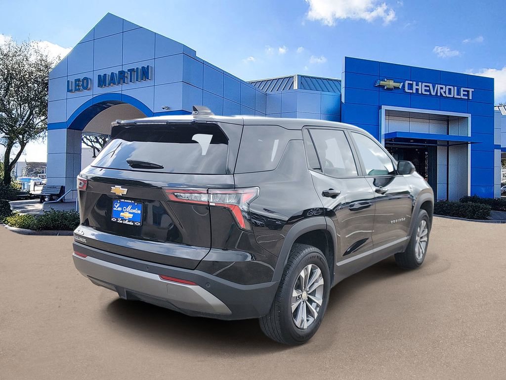 Used 2026 Chevrolet Equinox LT FWD image 4