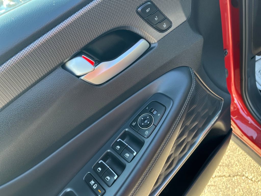 Used 2020 Hyundai Santa Fe Limited image 11