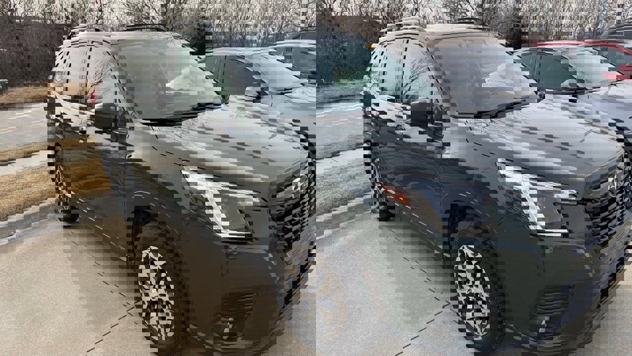 Used 2023 Subaru Forester Premium image 8