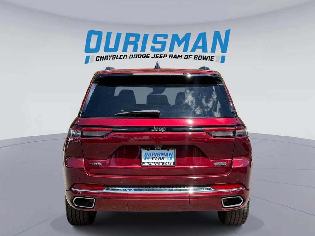 Used 2023 Jeep Grand Cherokee Overland AWD/4WD image 3