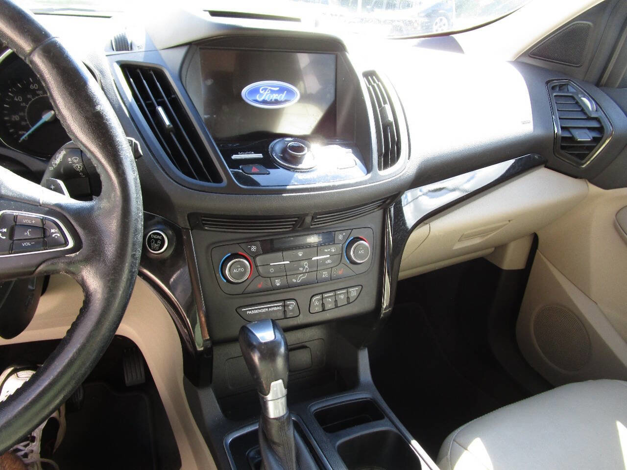 Used 2017 Ford Escape Titanium w/ Equipment Group 301A image 13