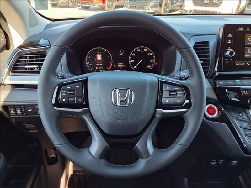 New 2026 Honda Odyssey Touring image 16