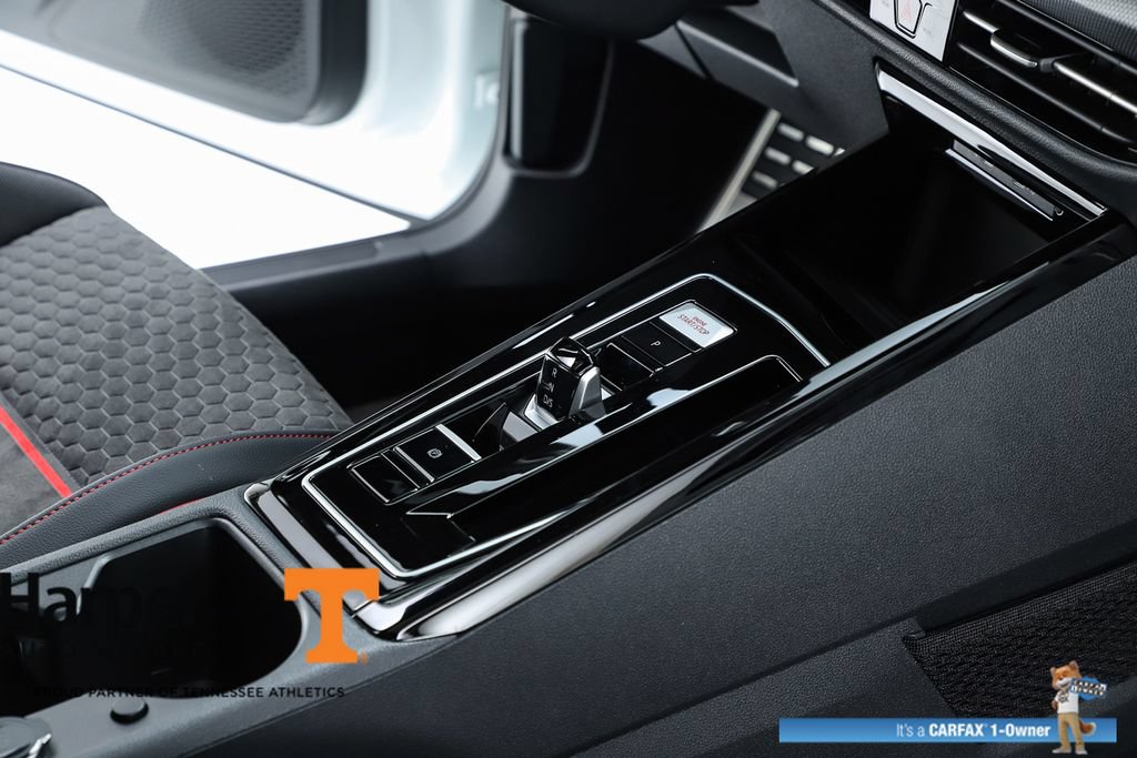 Used 2025 Volkswagen GTI SE FWD image 33