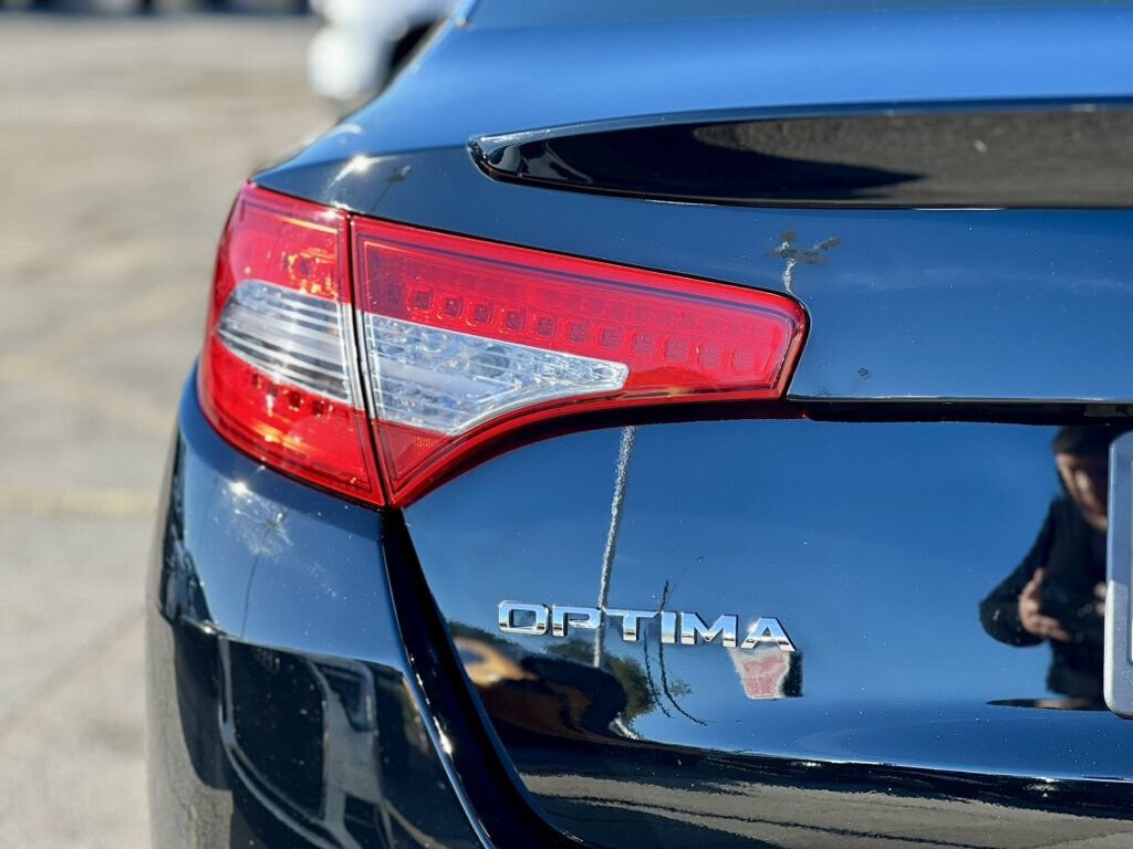 Used 2012 Kia Optima SX w/ Premium Touring Pkg FWD image 10