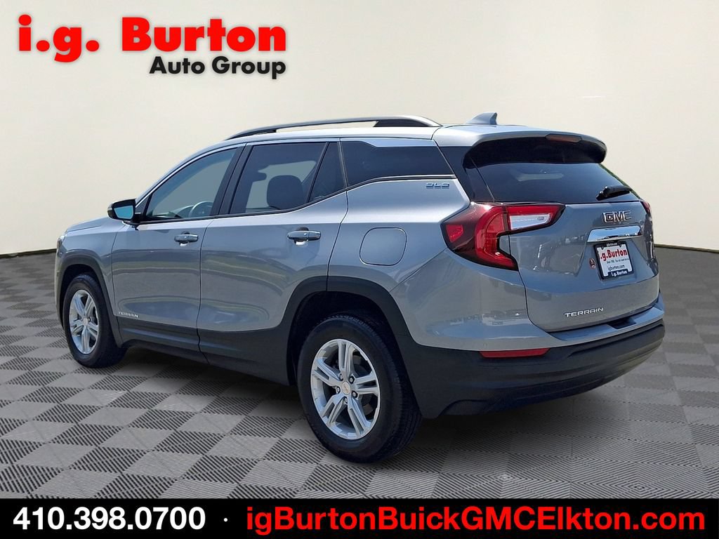 Certified 2023 GMC Terrain SLE w/ Driver Convenience Package FWD image 4
