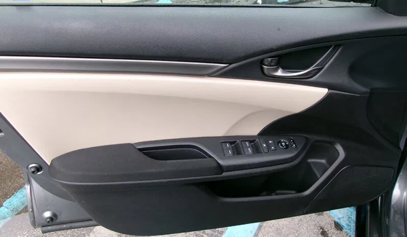 Used 2017 Honda Civic Sport image 15